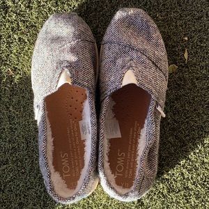 Girls Toms with fur inside